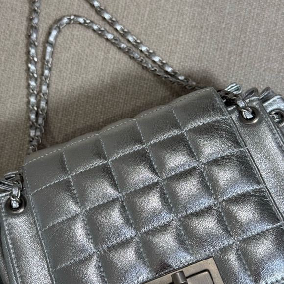 Chanel Bag - Picture 3 of 16